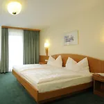 Hotel Palace - Bis 11 Jahre Frei 4*