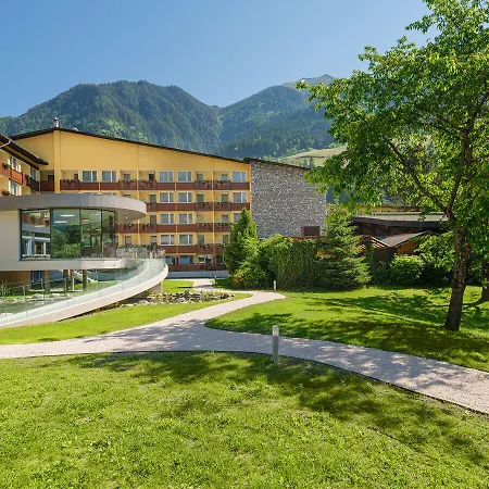 Johannesbad Palace - Bis 11 Jahre Urlauben Kostenfrei Hotel