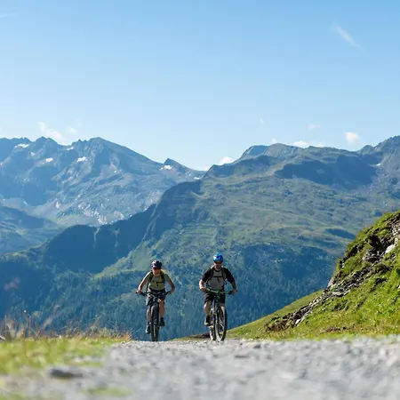 Hotel Johannesbad Palace - Bis 11 Jahre Urlauben Kostenfrei 4*