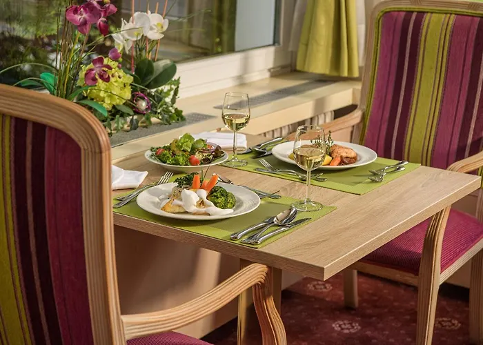 Johannesbad Palace - Bis 11 Jahre Urlauben Kostenfrei Hotel 4*